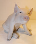 Royal Copenhagen Figurine nr 414 Sitting Pig